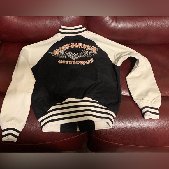 Harley-Davidson Women’s Bomber Jacket Size XS
Excellent Condition - Picture 2 of 7